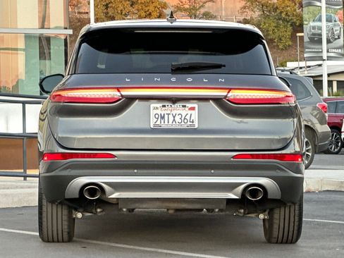 Used 2023 Lincoln Corsair FWD w/ Equipment Group 101A image 4