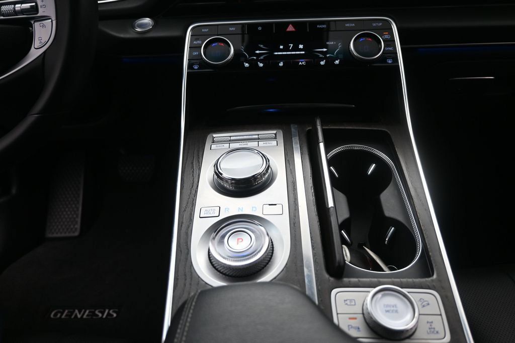 Used 2024 Genesis GV80 3.5T AWD/4WD image 13