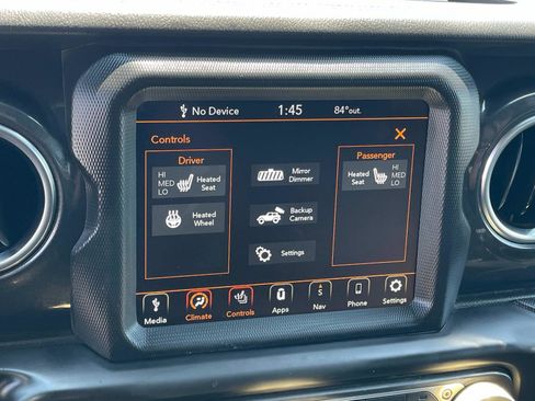 Used 2021 Jeep Wrangler Unlimited Rubicon w/ Trailer Tow Package image 12