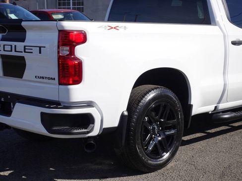 Used 2024 Chevrolet Silverado 1500 Custom w/ Rally Edition AWD/4WD image 11