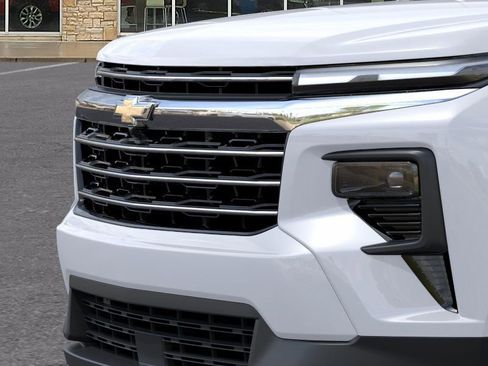 New 2026 Chevrolet Traverse LT w/ Driver Confidence Package image 13