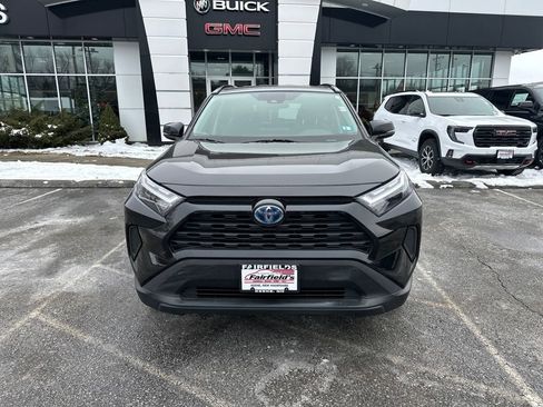 Used 2024 Toyota RAV4 XLE image 8