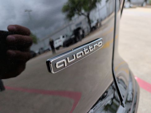 Used 2026 Audi Q3 quattro 2.0T image 38