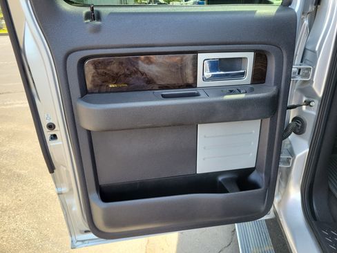 Used 2013 Ford F150 Platinum AWD/4WD image 14