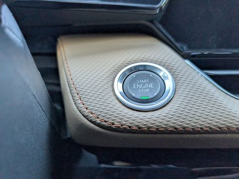 New 2026 Chevrolet Equinox ACTIV w/ Convenience Package III image 27