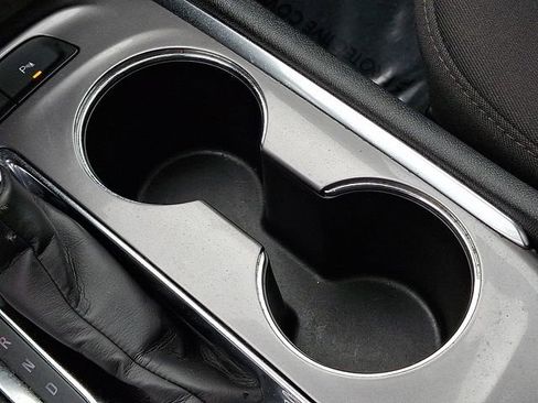 Used 2024 Chevrolet Malibu LT image 25