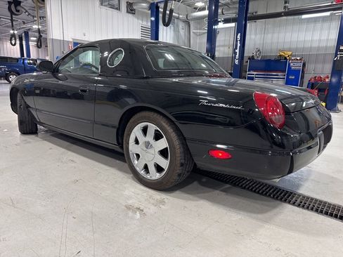 Used 2002 Ford Thunderbird RWD image 3