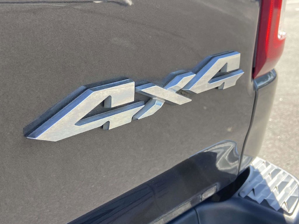 Used 2019 RAM 1500 Big Horn AWD/4WD image 9