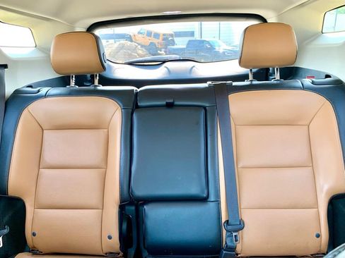 Used 2020 GMC Terrain SLT w/ Preferred Package FWD image 18