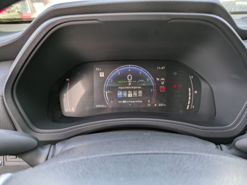 Used 2024 Toyota Grand Highlander XLE image 28