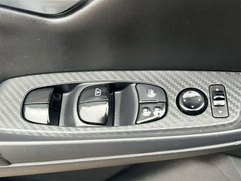 Used 2021 Nissan Sentra SV image 17