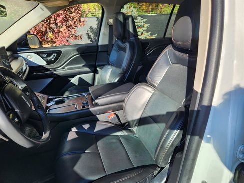 Certified 2023 Lincoln Aviator Grand Touring w/ Equipment Group 301A image 32