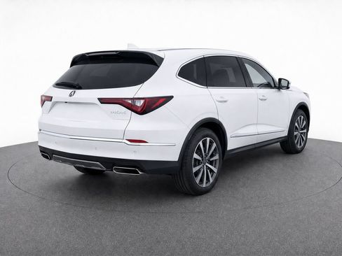 Certified 2025 Acura MDX w/ Technology Package FWD image 4