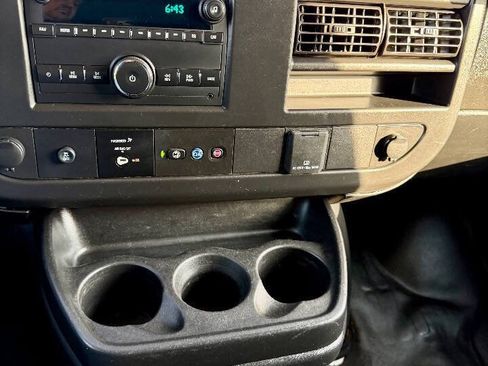 Used 2021 Chevrolet Express 2500 w/ Driver Convenience Package RWD image 16