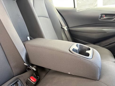Used 2024 Toyota Corolla LE FWD image 30
