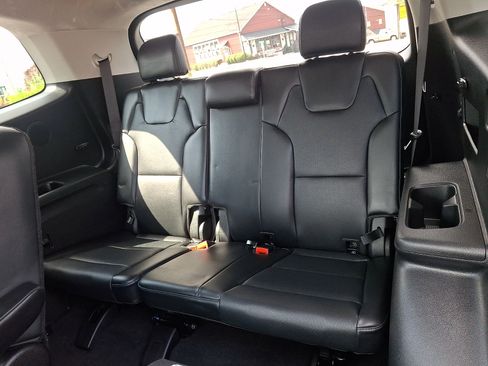 Used 2024 Kia Telluride SX Prestige w/ Towing Package AWD/4WD image 12