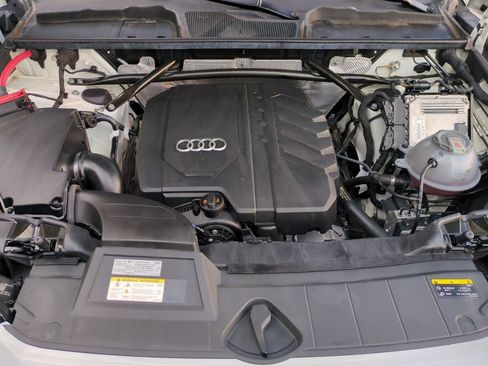 Used 2023 Audi Q5 Premium w/ Convenience Package AWD/4WD image 24