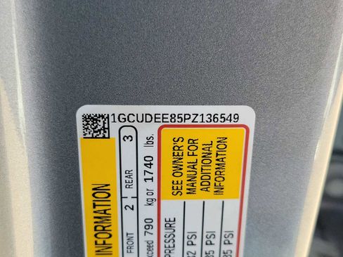 Used 2023 Chevrolet Silverado 1500 RST w/ Z71 Off-Road Package image 21