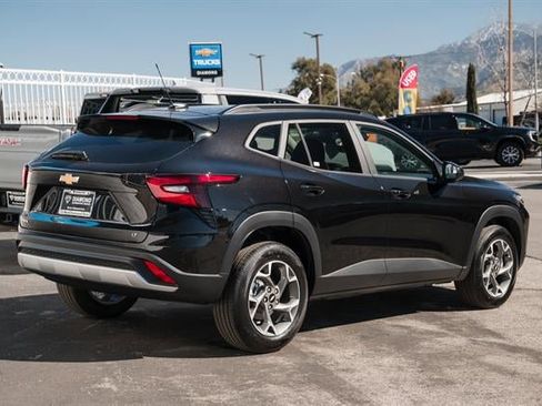 New 2026 Chevrolet Trax LT w/ Driver Confidence Package image 41