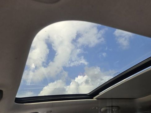 Used 2024 Jeep Grand Cherokee Limited 4xe image 19