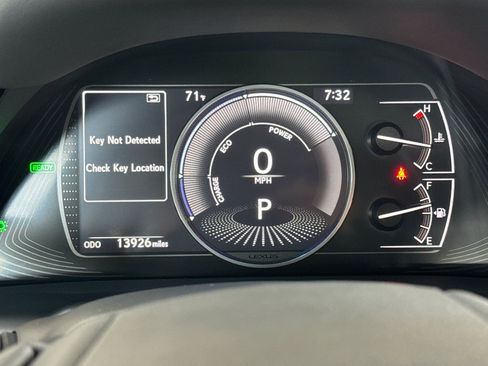 Used 2025 Lexus ES 300h w/ Premium Package FWD image 33