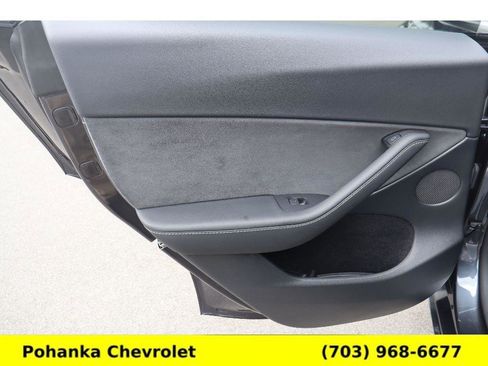 Used 2024 Tesla Model Y Long Range RWD image 21