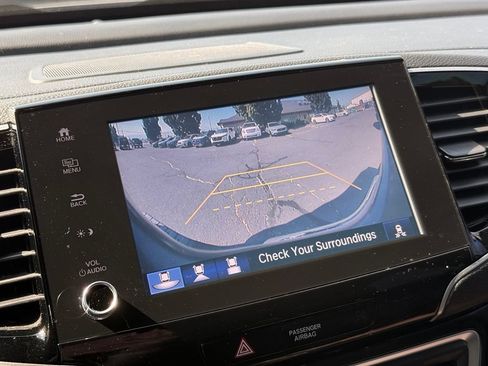 Used 2021 Honda Ridgeline Black Edition image 14