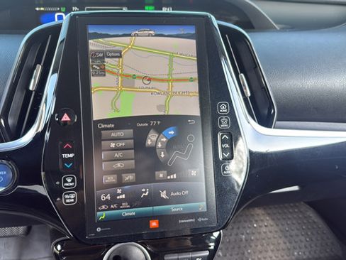 Used 2021 Toyota Prius Prime Limited FWD image 19