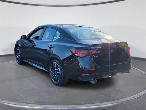 Used 2025 Nissan Sentra SR image 4