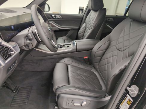 Used 2026 BMW X5 sDrive40i w/ Premium Package image 5