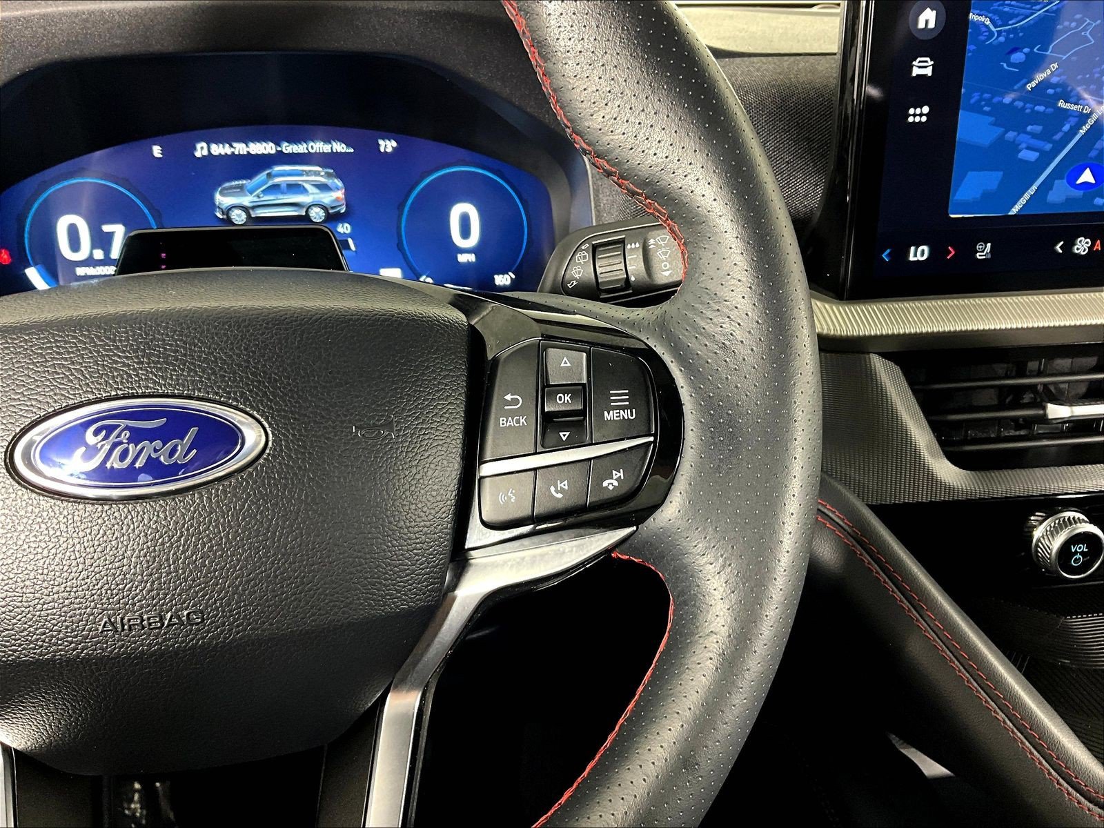 Used 2025 Ford Explorer ST-Line AWD/4WD image 13