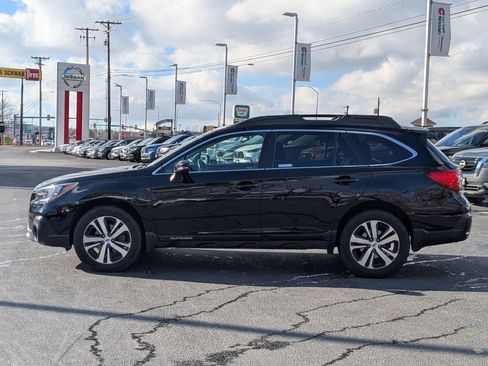 Used 2019 Subaru Outback 3.6R Limited w/ Popular Package #2 image 9
