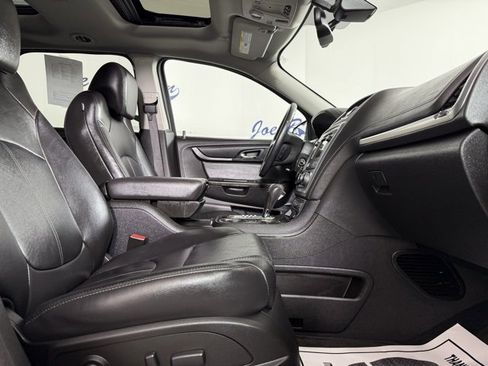 Used 2016 GMC Acadia SLT w/ Open Road Package image 19