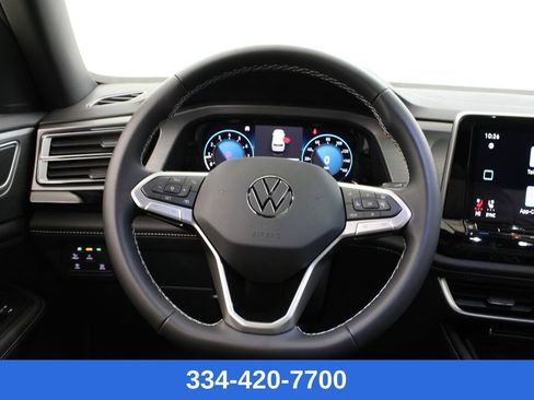 New 2026 Volkswagen Atlas Cross Sport SE image 21