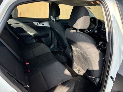 Certified 2024 Kia Forte LXS FWD image 22