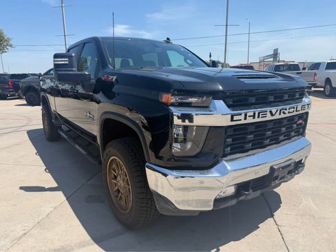Used 2023 Chevrolet Silverado 2500 LT w/ Texas Edition AWD/4WD image 5
