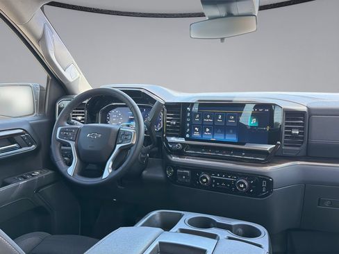 Used 2023 Chevrolet Silverado 1500 RST AWD/4WD image 19