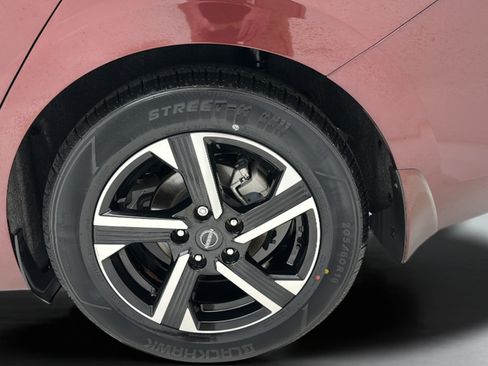 Used 2024 Nissan Sentra SV w/ All-Weather Package FWD image 8