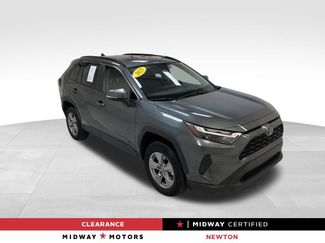 Used 2025 Toyota RAV4 LE AWD/4WD video 1