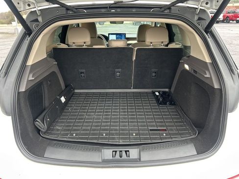 Used 2024 Lincoln Corsair Grand Touring w/ Equipment Group 301A image 12