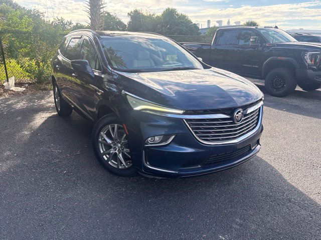 Used 2022 Buick Enclave Premium w/ Surround and Sites Package FWD image 3