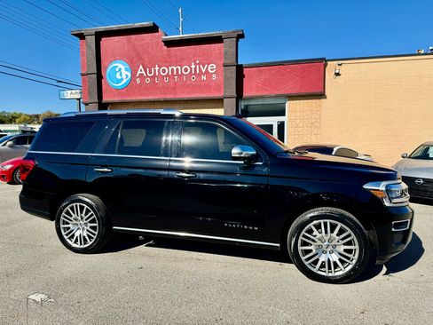 Used 2022 Ford Expedition Platinum image 6