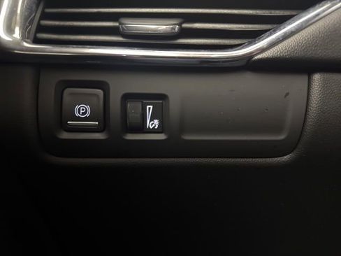 Used 2019 Cadillac XT4 Sport w/ Cold Weather Package image 20