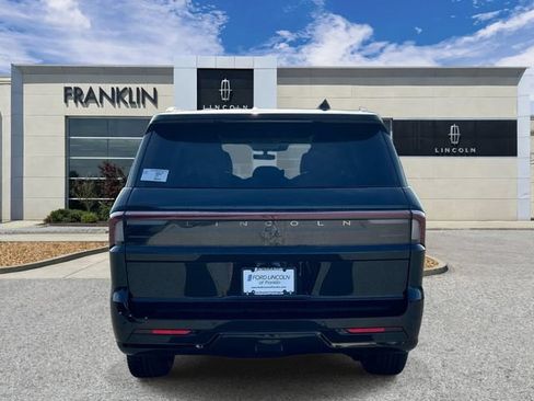 New 2026 Lincoln Navigator Reserve AWD/4WD image 6
