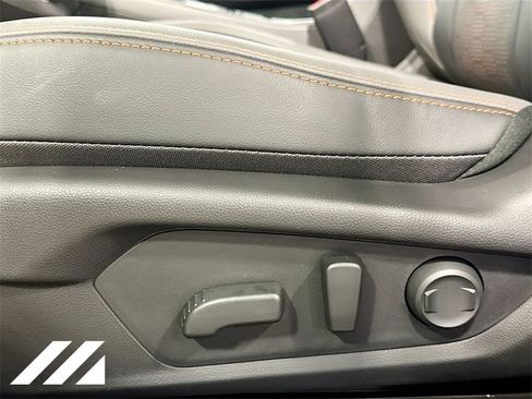 New 2026 Subaru Crosstrek 2.5i Limited w/ Crosstrek Mirror Package image 19