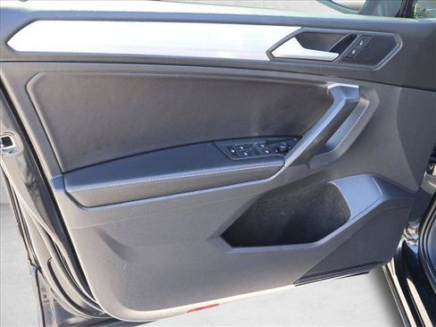 Used 2023 Volkswagen Tiguan S FWD image 10