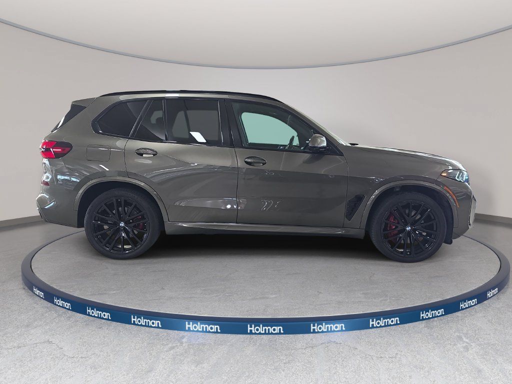 Certified 2024 BMW X5 sDrive40i w/ M Sport Package RWD image 6