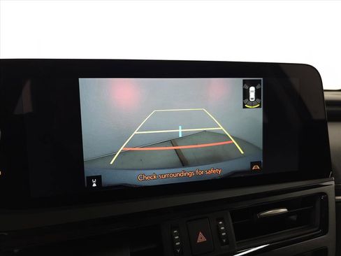 Certified 2024 Lexus ES 350 w/ Premium Package image 24