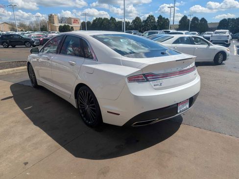 Used 2017 Lincoln MKZ Reserve FWD image 5