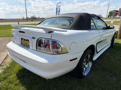 Used 1996 Ford Mustang Convertible RWD image 47